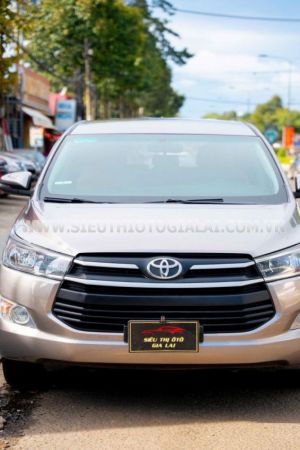Xe Toyota Innova 2.0E 2018