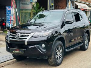 Xe Toyota Fortuner 2.4G 4x2 MT 2017