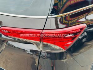Xe Toyota Fortuner 2.4G 4x2 MT 2017