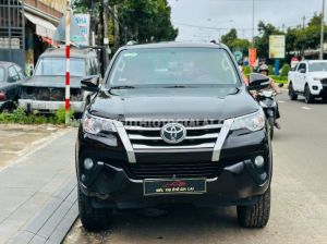 Xe Toyota Fortuner 2.4G 4x2 MT 2017