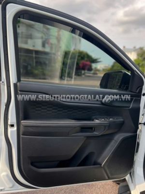 Xe Ford Ranger XLS 2.0L 4x2 AT 2023