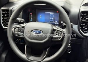 Xe Ford Ranger XLS 2.0L 4x2 AT 2022