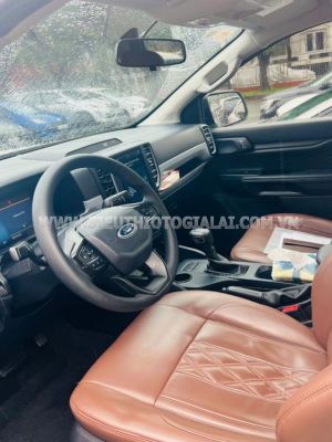 Xe Ford Ranger XLS 2.0L 4x2 AT 2023