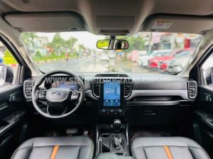 Xe Ford Ranger XLS 2.0L 4x2 AT 2023