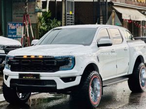Xe Ford Ranger XLS 2.0L 4x2 AT 2023