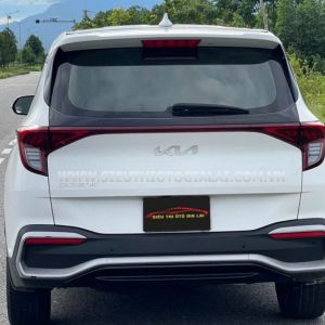 Xe Kia Carens 1.5G MT Deluxe 2023