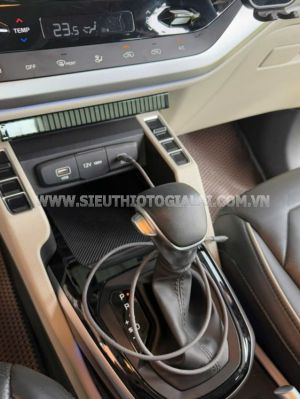 Xe Kia Carens 1.5G Luxury 2024