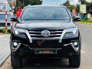 Xe Toyota Fortuner 2.7V 4x4 AT 2017