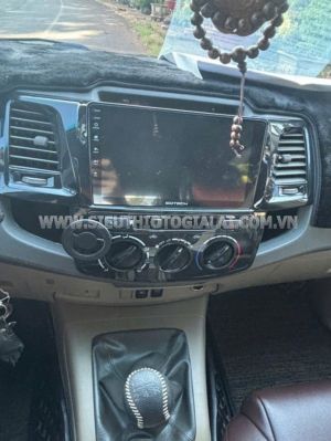 Xe Toyota Fortuner 2.5G 2010