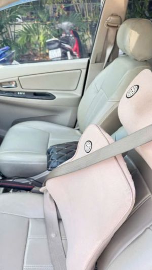 Xe Toyota Innova 2.0E 2015