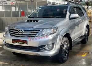 Xe Toyota Fortuner 2.5G 2015