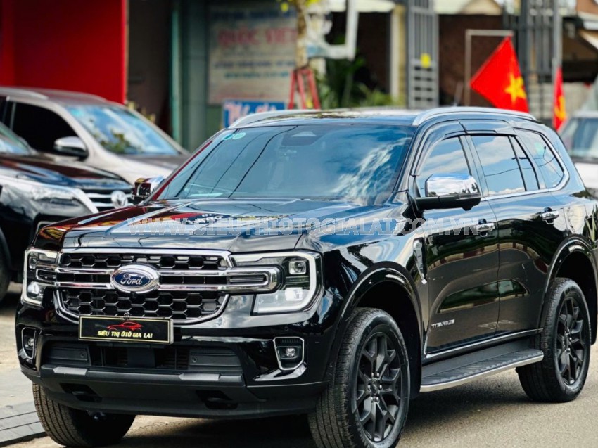 Ford Everest Titanium Plus 2.0L 4x4 AT 2024