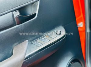 Xe Toyota Hilux 2.5E 4x2 MT 2015