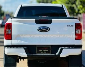 Xe Ford Ranger XLS 2.0L 4x2 AT 2024