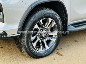 Xe Toyota Fortuner 2.8V 4x4 AT Legender 2020