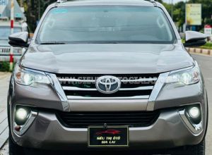 Xe Toyota Fortuner 2.4G 4x2 AT 2019