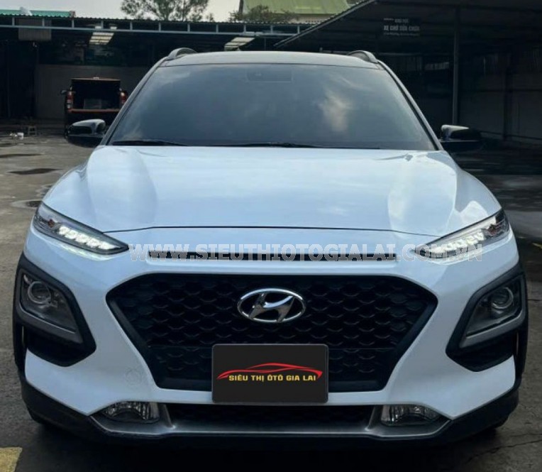 Hyundai Kona 2.0 AT 2021