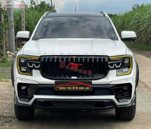 Xe Ford Everest Platinum 2.0L 4x4 AT 2025