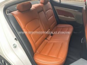 Xe Hyundai Elantra 1.6 MT 2019
