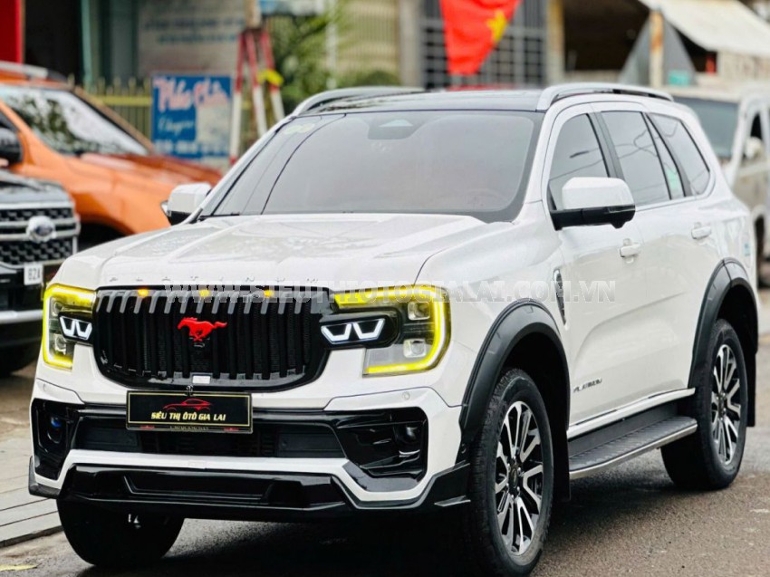 Ford Everest Platinum 2.0L 4x4 AT 2025