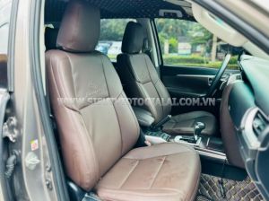 Xe Toyota Fortuner 2.4G 4x2 AT 2019