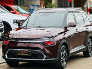 Xe Kia Carens 1.5G Luxury 2024