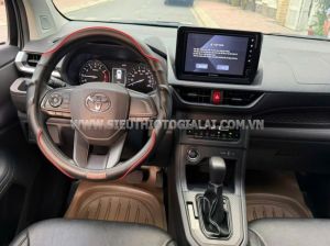 Xe Toyota Avanza Premio 1.5 AT 2024