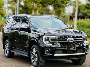Xe Ford Everest Titanium Plus 2.0L 4x4 AT 2023