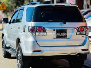 Xe Toyota Fortuner 2.5G 2016