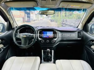 Xe Chevrolet Trailblazer LT 2.5L 4x2 MT 2018