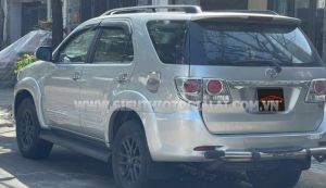 Xe Toyota Fortuner 2.5G 2014
