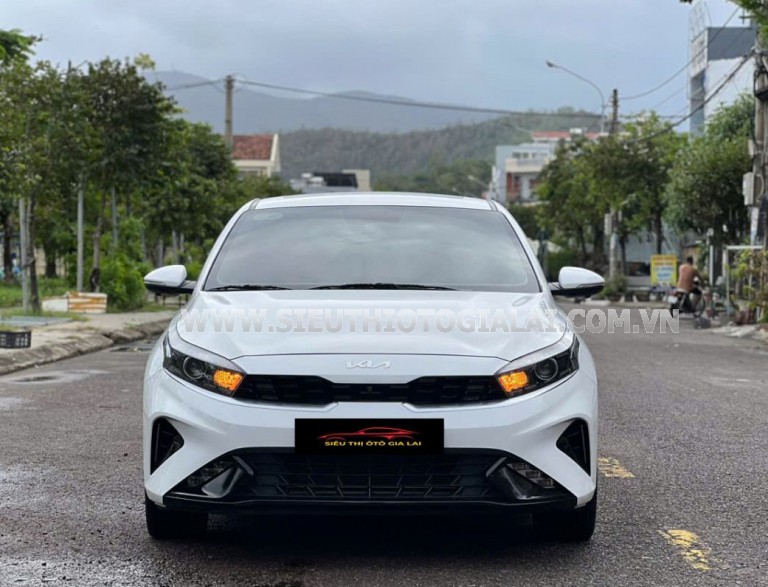 Kia K3 Luxury 1.6 AT 2024