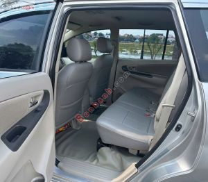 Xe Toyota Innova 2.0E 2016