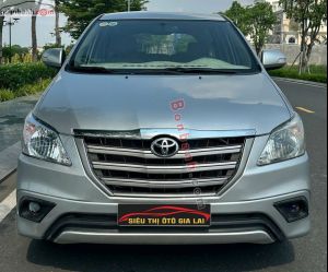 Xe Toyota Innova 2.0E 2016