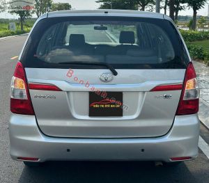 Xe Toyota Innova 2.0E 2016