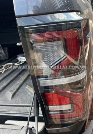 Xe Ford Ranger XLS 2.2L 4x2 AT 2020