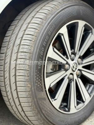 Xe Toyota Veloz Cross Top 1.5 CVT 2022