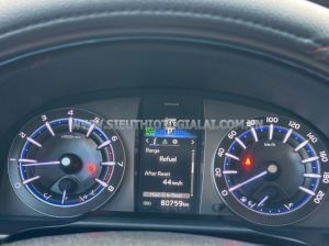 Xe Toyota Innova 2.0 Venturer 2019