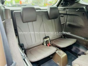 Xe VinFast Lux SA 2.0 Plus 2.0 AT 2019