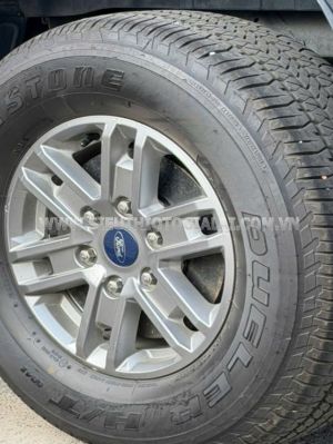 Xe Ford Ranger XLS 2.0L 4x2 AT 2022