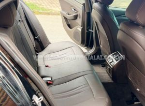 Xe VinFast Lux A 2.0 Base 2.0 AT 2021