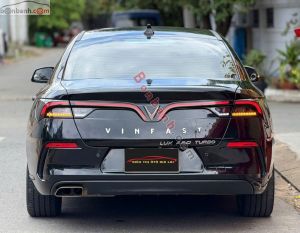 Xe VinFast Lux A 2.0 Base 2.0 AT 2021
