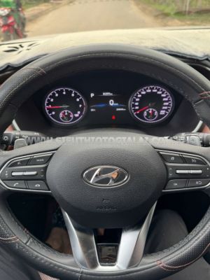 Xe Hyundai SantaFe Tiêu chuẩn 2.5L 2023