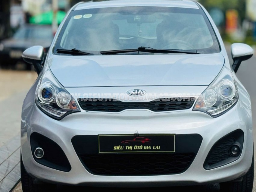 Kia Rio 1.4 AT 2013
