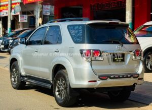 Xe Toyota Fortuner 2.5G 2015