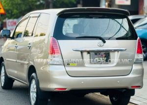 Xe Toyota Innova G 2010