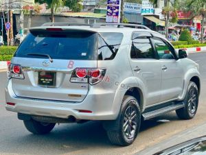 Xe Toyota Fortuner 2.5G 2015