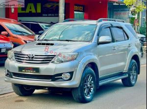 Xe Toyota Fortuner 2.5G 2015