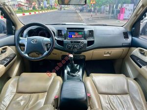 Xe Toyota Fortuner 2.5G 2015