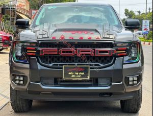 Xe Ford Ranger XLS 2.0L 4x2 AT 2024